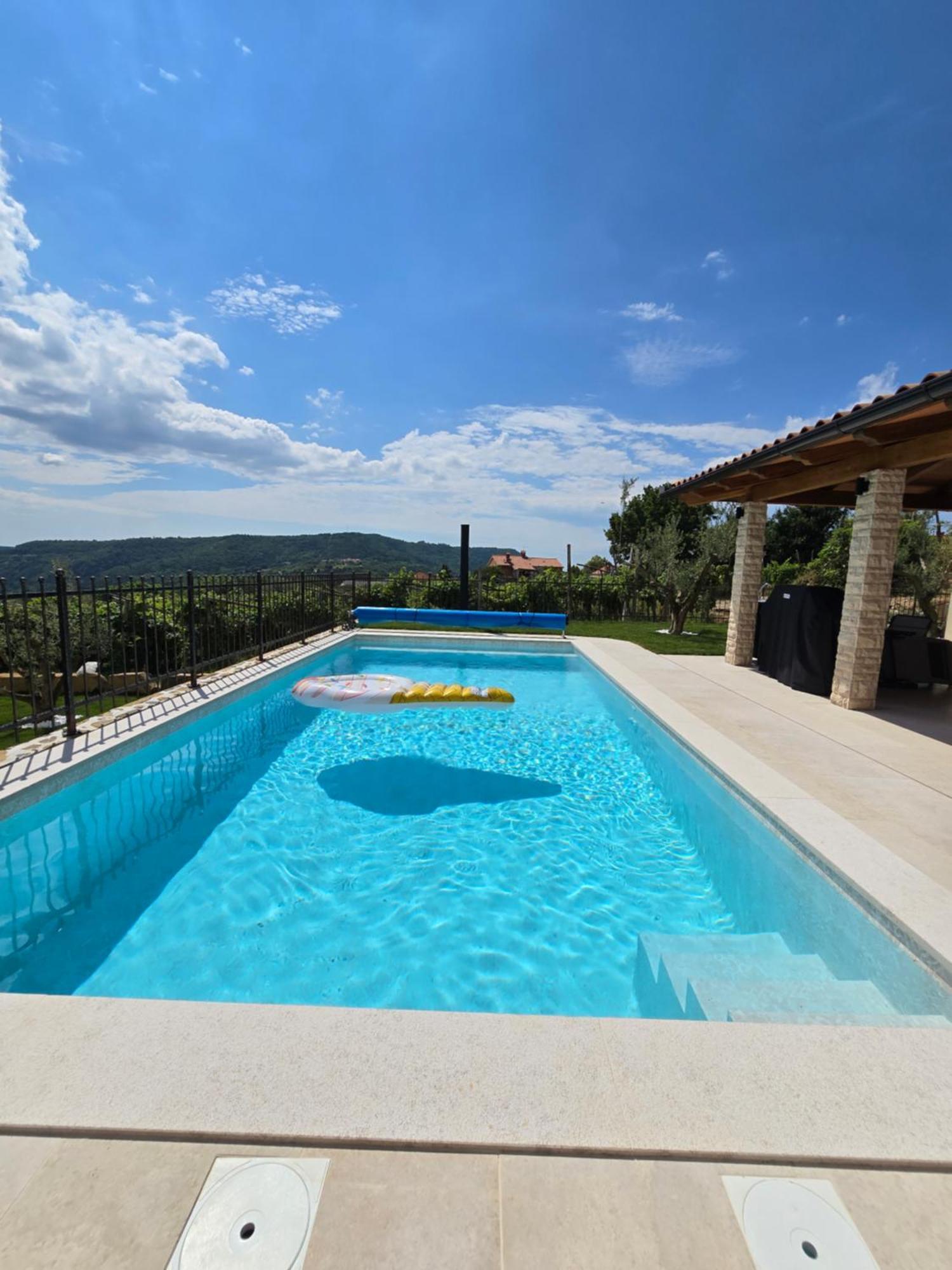Lea Koper Villa Marezige